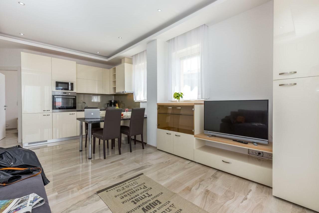 Luxury Apartments Kostrena With Pool Dış mekan fotoğraf