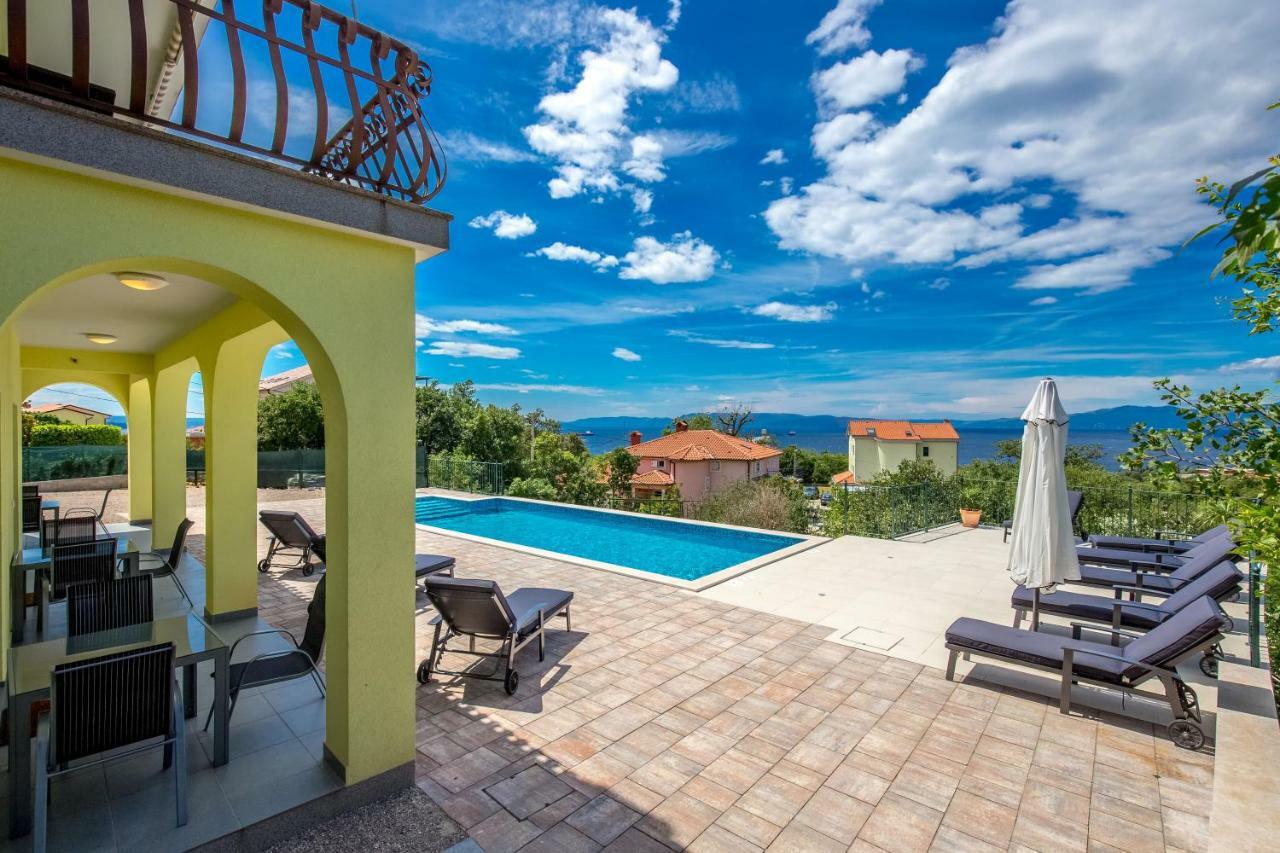 Luxury Apartments Kostrena With Pool Dış mekan fotoğraf
